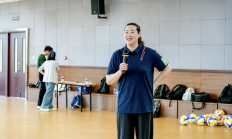 AG官网:女排奥运冠军宋妮娜：青少年保持身心健康才能走得更远