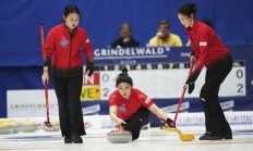 AG:中国女子冰壶队世锦赛夺铜直通冬奥会